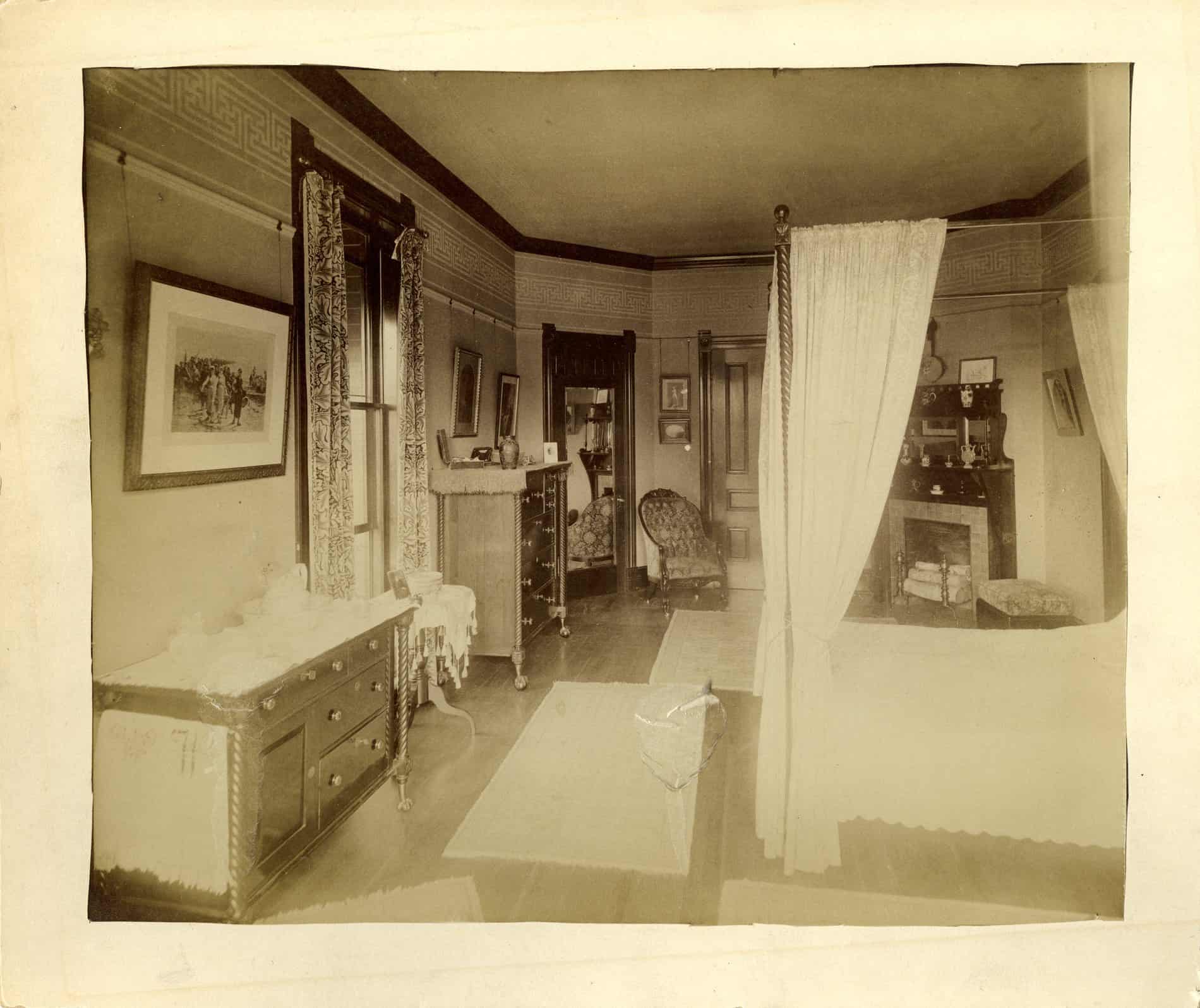 DC Alexander Suite bedroom in 1890